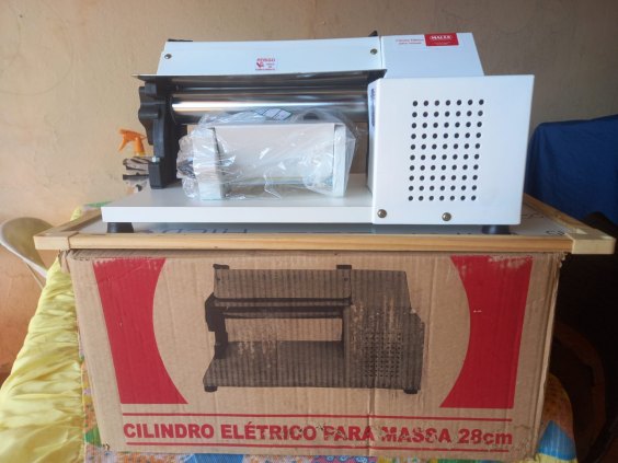 Cilindro Elétrico para massas 