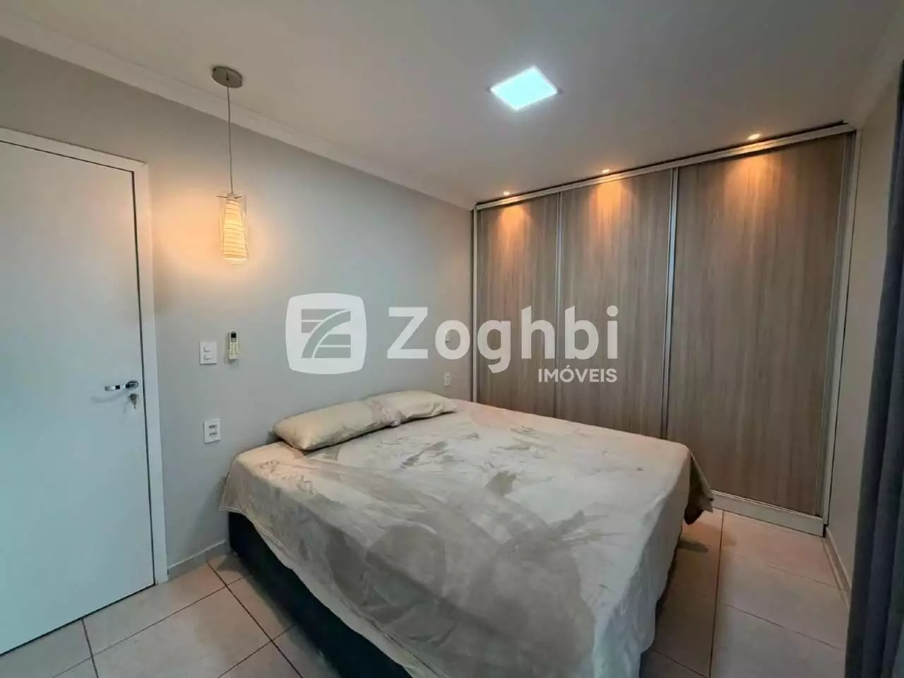 Apartamento à venda mobiliado
