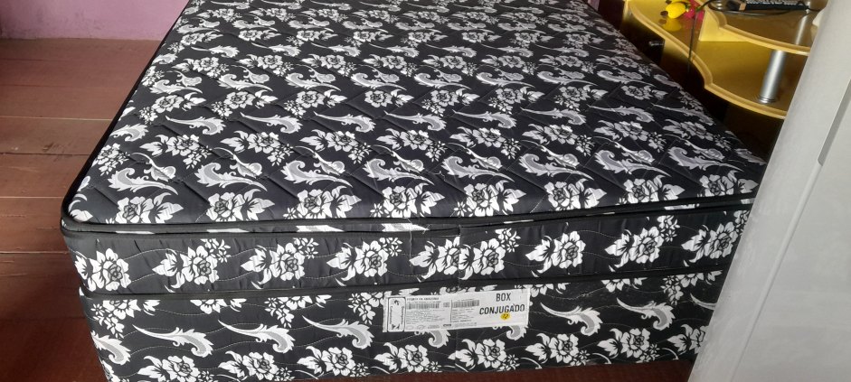 Cama box conjugada de casal