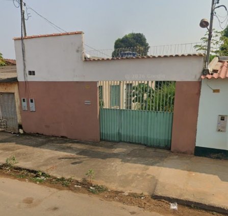 Avenda casa prox avenida Jatuarana R$ 250.000,00 