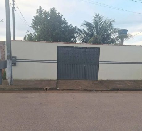 Vendo uma casa