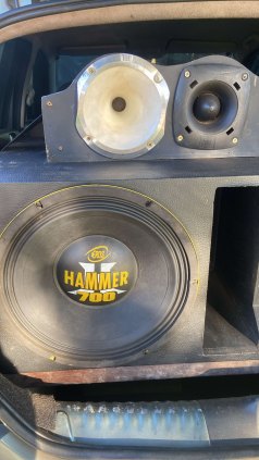 Par de alto falantes 