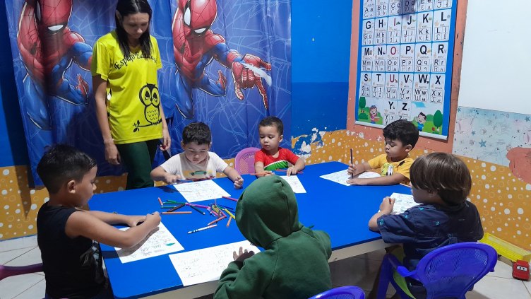 CRECHE E REFORÇO