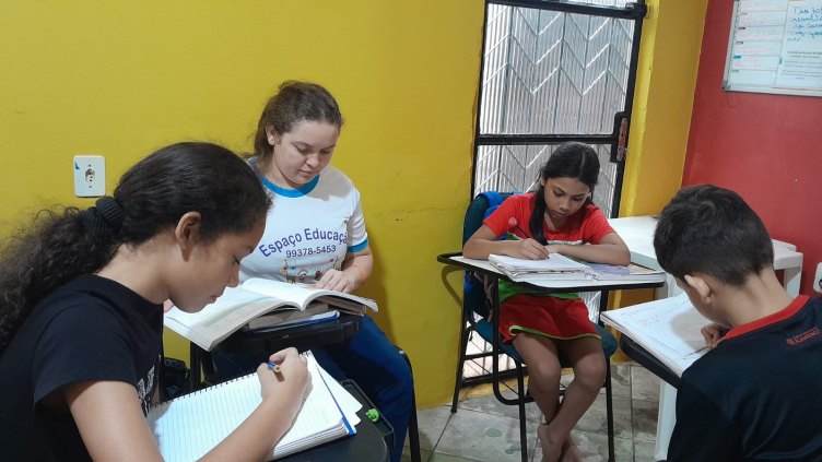 CRECHE E REFORÇO