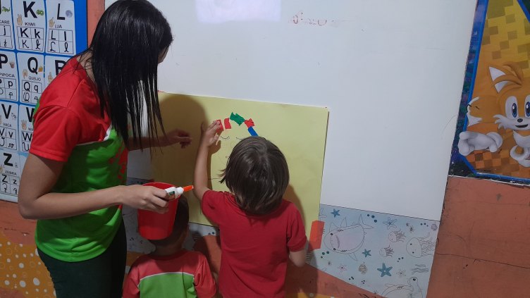 CRECHE E REFORÇO