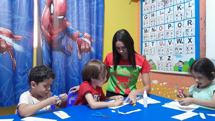 CRECHE E REFORÇO
