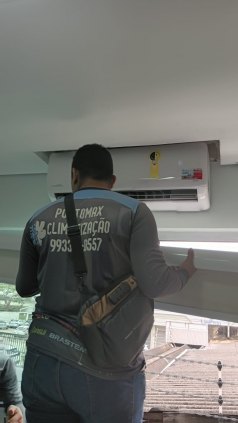 Limpeza e Manutenção de ar condicionado 
