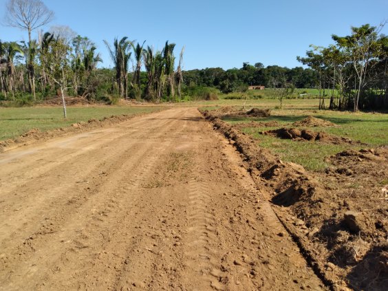 Procurando terrenos para construir sua casa ?  Vendo lotes de 10x25, pronto para construir