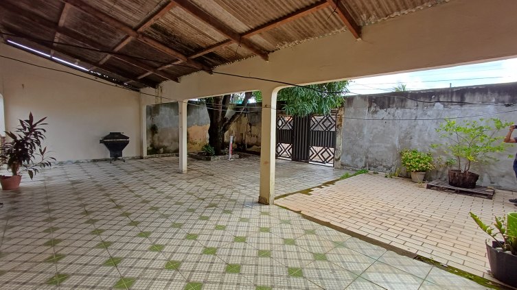 Ótima Casa em Excelente Localização, Próxima ao Shopping, Parque da Cidade e Ifro