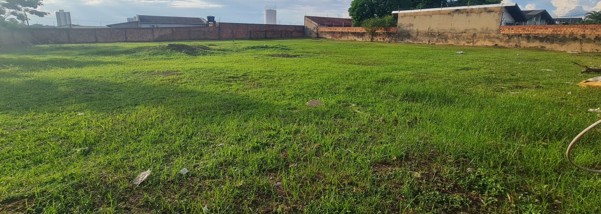 Vende este lindo terreno bairro Pedrinhas med 2.176 m² R$ 1.800.000,00