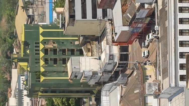 Prédio Comercial,  Paral Locação, Antiga Ceron e INSS.