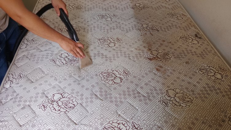 LAVAGEM A SECO DE ESTOFADOS 