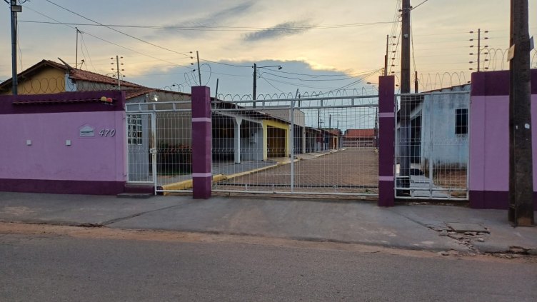 Casa em Condomínio no Villas das Acácias Zona Sul.