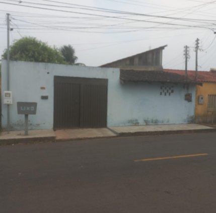 Vende-se Propriedade com Casa e Apartamento