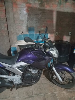 Vendo moto fazer 250