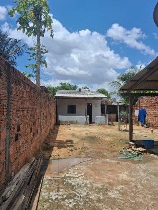 Vende se está casa em PORTO VELHO RO 