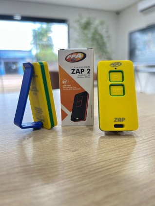 Controles para portão. Brasil