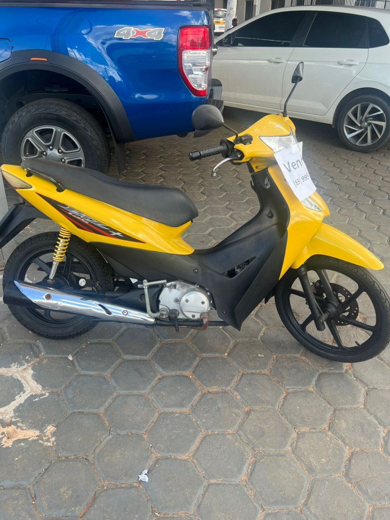 VENDO MOTO BIZ