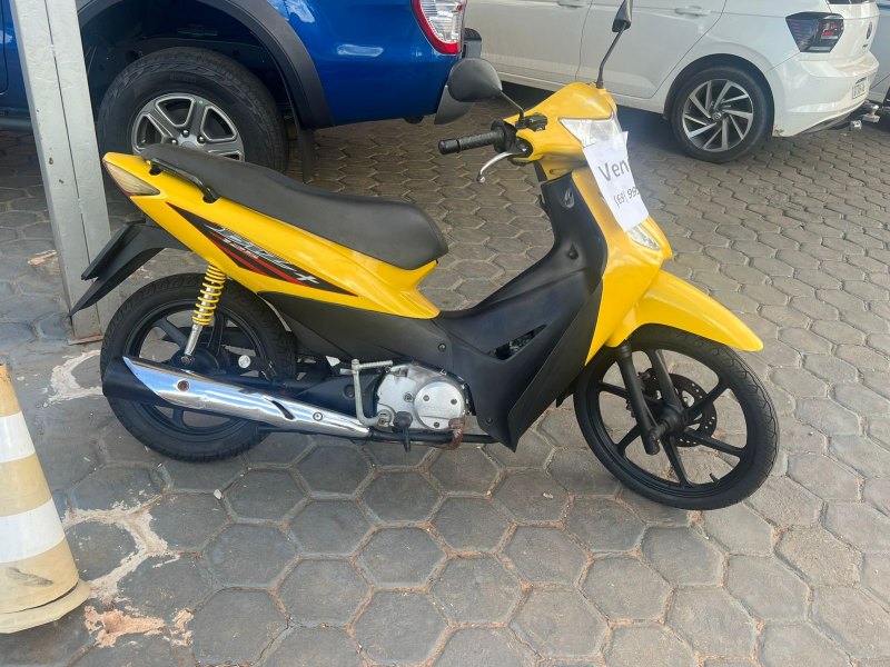 VENDO MOTO BIZ
