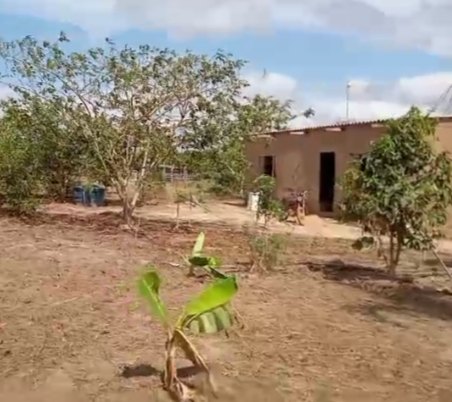 Vende se este SÍTIO NA ESTRADA DA PENAL RO. 