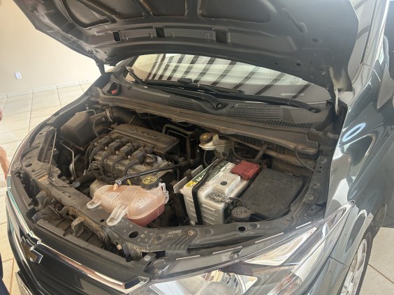 Veículo prisma 1.4. 2019