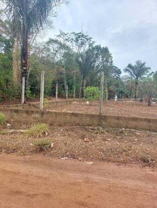 terreno de esquina 20x30 próximo agrovila. do outro lado do rio. quitado. 3 minutos da ponte.
