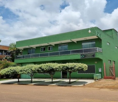 Vende-se este imóvel na Rua México 