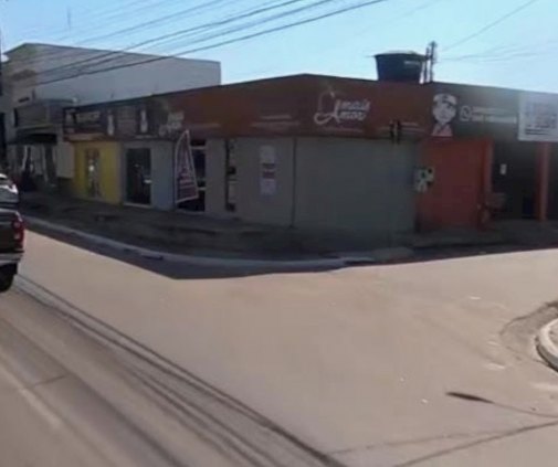 Vende-se este imóvel av.Rio madeira R$ 1.500.000 ótimo rendimento 