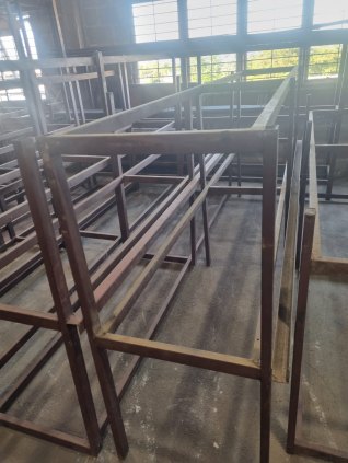 ESTRUTURA METALICA 3 X 1.50 , TOTALIZANDO 17 PEÇAS 