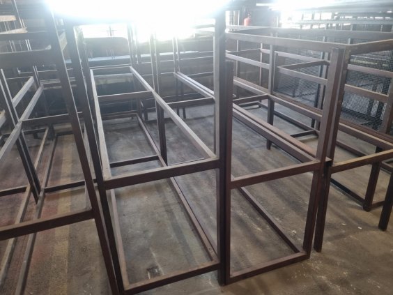 ESTRUTURA METALICA 3 X 1.50 , TOTALIZANDO 17 PEÇAS 