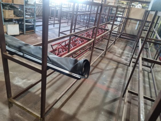 ESTRUTURA METALICA 3 X 1.50 , TOTALIZANDO 17 PEÇAS 
