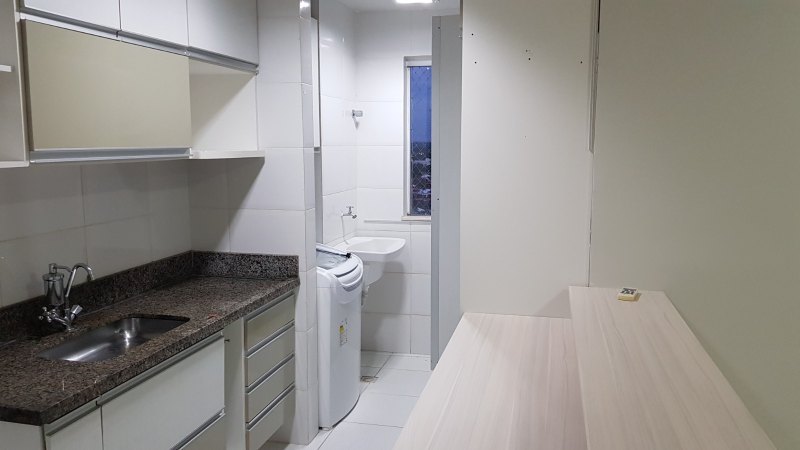 ALUGO apartamento no condomínio Brisas do Madeira