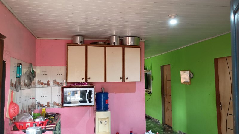 Vende-se casa na zona sul