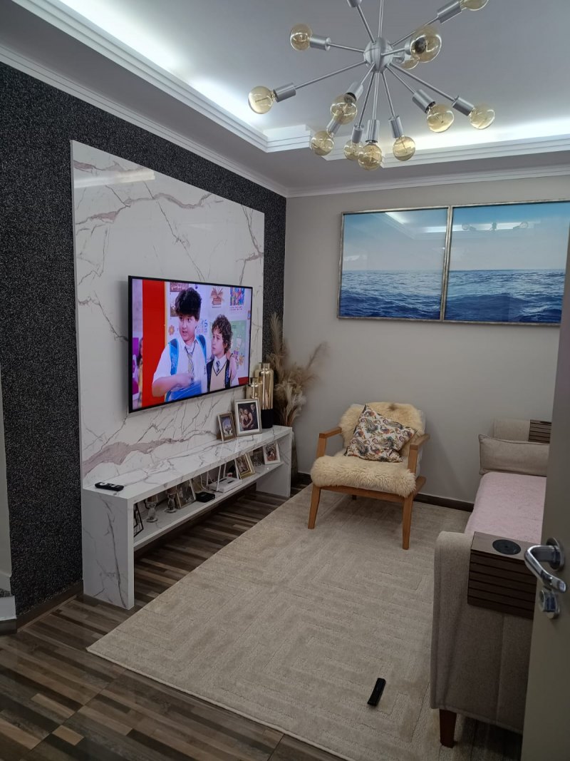 VENDO LINDA CASA