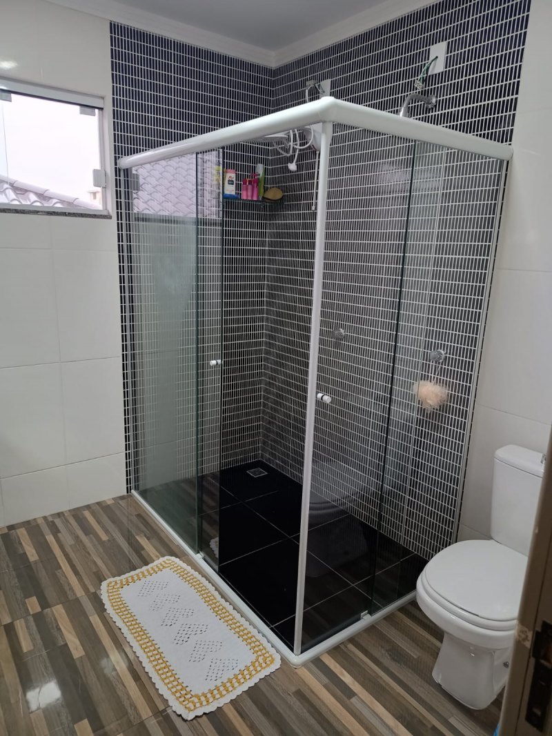 VENDO LINDA CASA