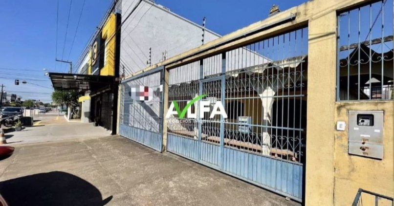  Casa em frente ao laboratório alphaclin