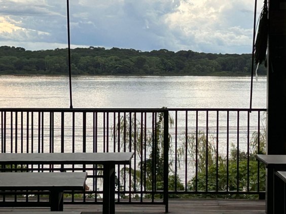  ALUGA-SE UM EXCELENTE PONTO COMERCIAL 