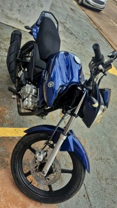 Yamaha YS Fazer SED 150 FLEX 2015 — Moto muito conservada