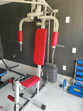 VENDE-SE ESTAÇÃO DE MUSCULAÇÃO 