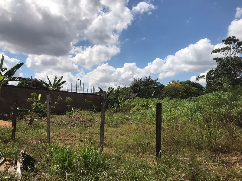 VENDE-SE TERRENOS COM ÓTIMA LOCALIZAÇÃO NA ZONA SUL 