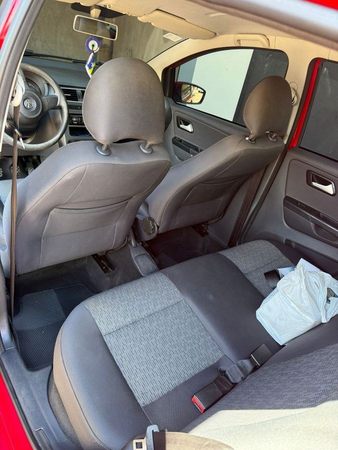 VENDE-SE ! Volkswagen Fox 1.0 MI Total Flex 8V 5P 2014