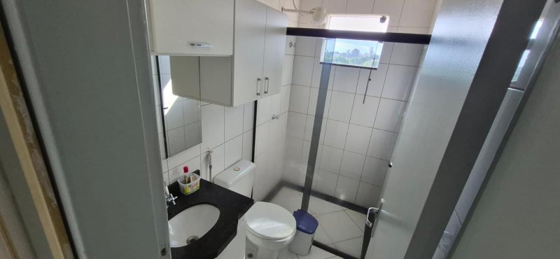 APARTAMENTO SEMI MOBILIADO À VENDA