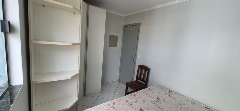 APARTAMENTO SEMI MOBILIADO À VENDA