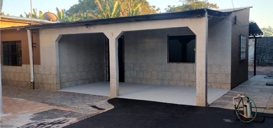 ALUGA-SE CASA – BAIRRO JUSCELINO KUBITSCHEK