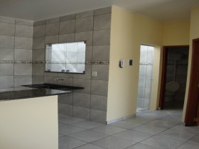 Aluga-se Apartamento na Vila Carvalho