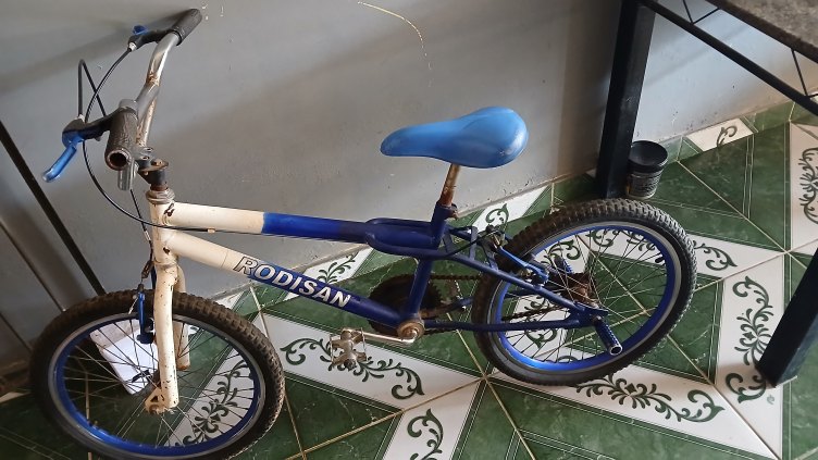 Vendo essa bicicleta  só pegar e andar 